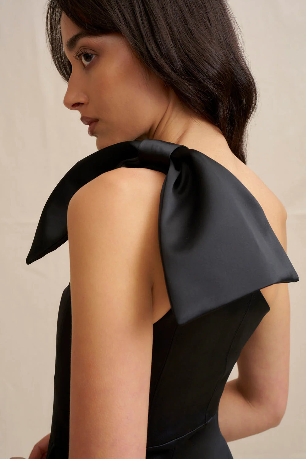 The Bow Mini Dress - Black - Image 4