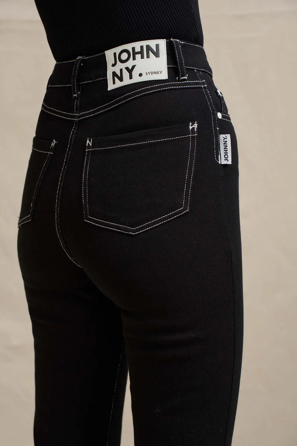 Johnny Flare Jean - Black - Image 3