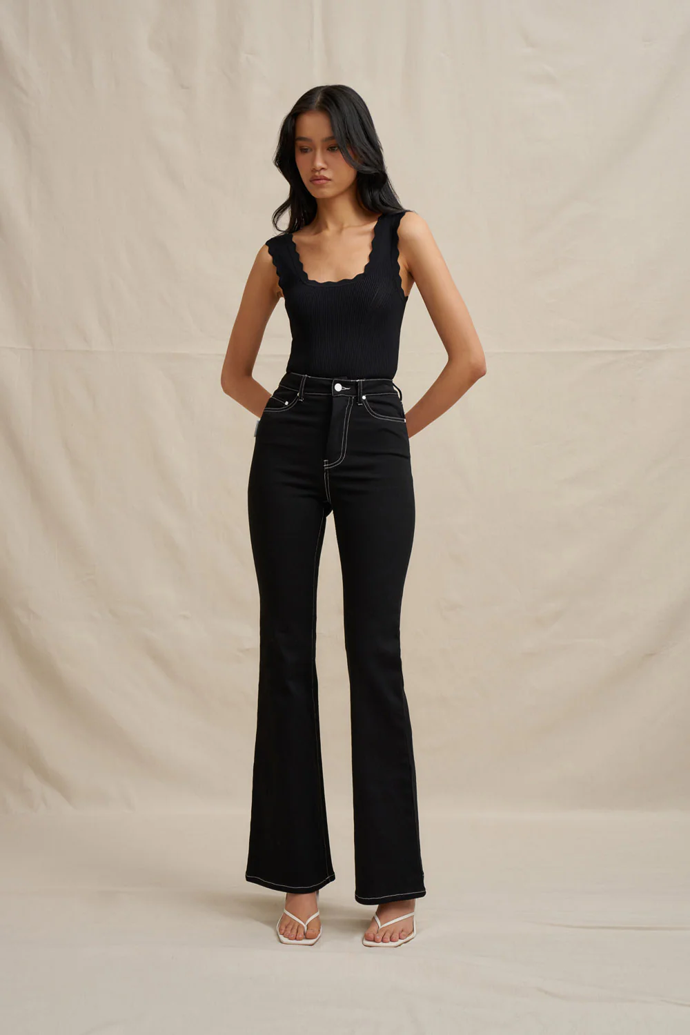 Johnny Flare Jean - Black - Image 4