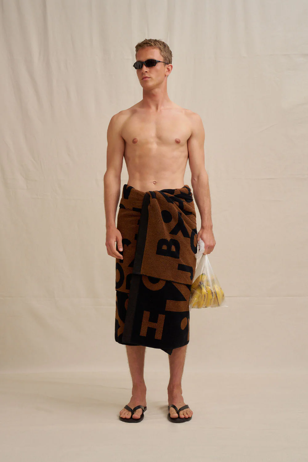 Johnny Holiday Towel - Image 5