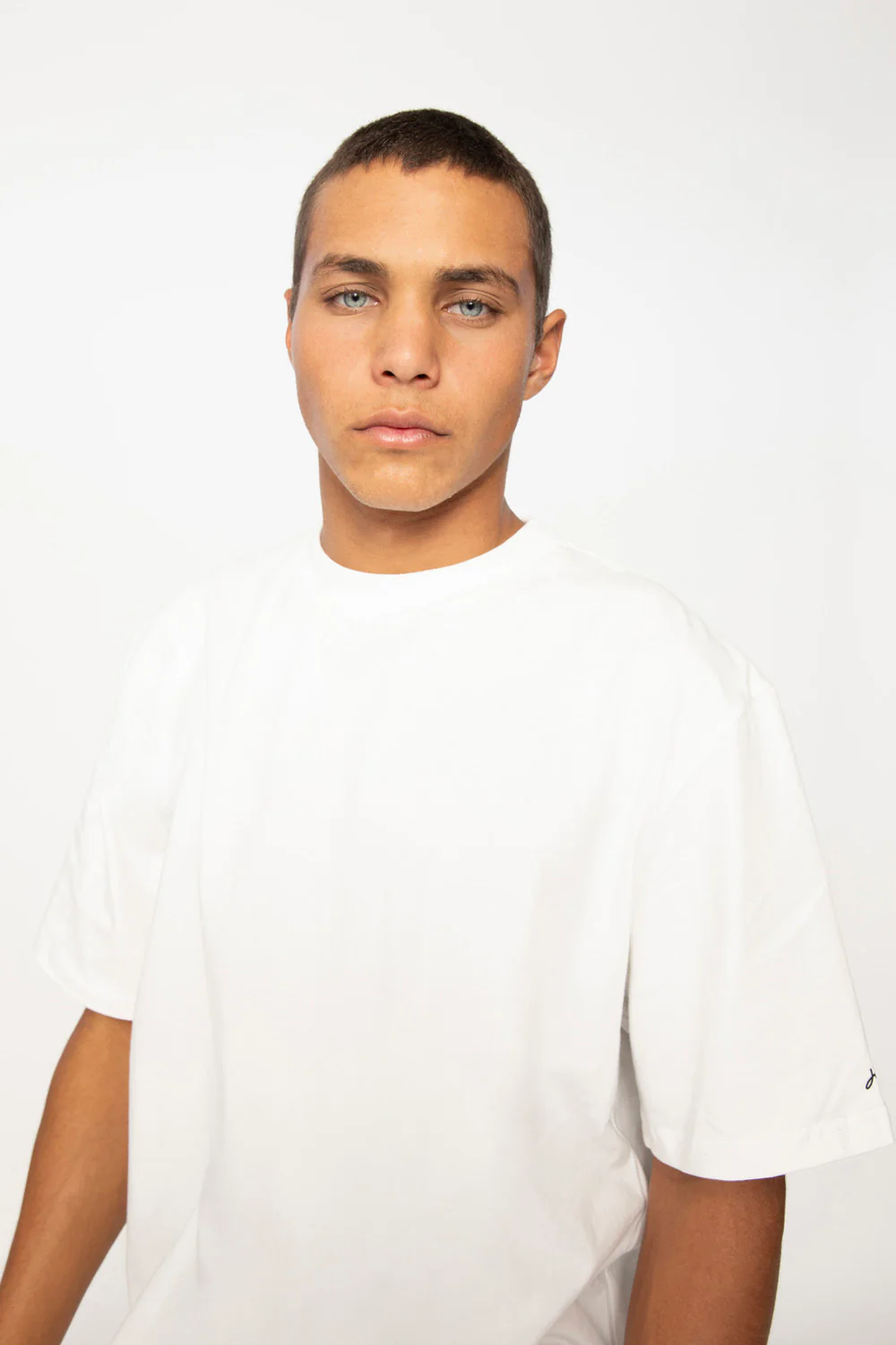 Radiate Heart Tee | Final Sale - Ivory Lime - Image 5