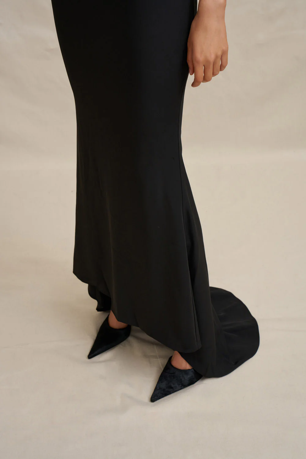 The Luna Gown - Black - Image 4